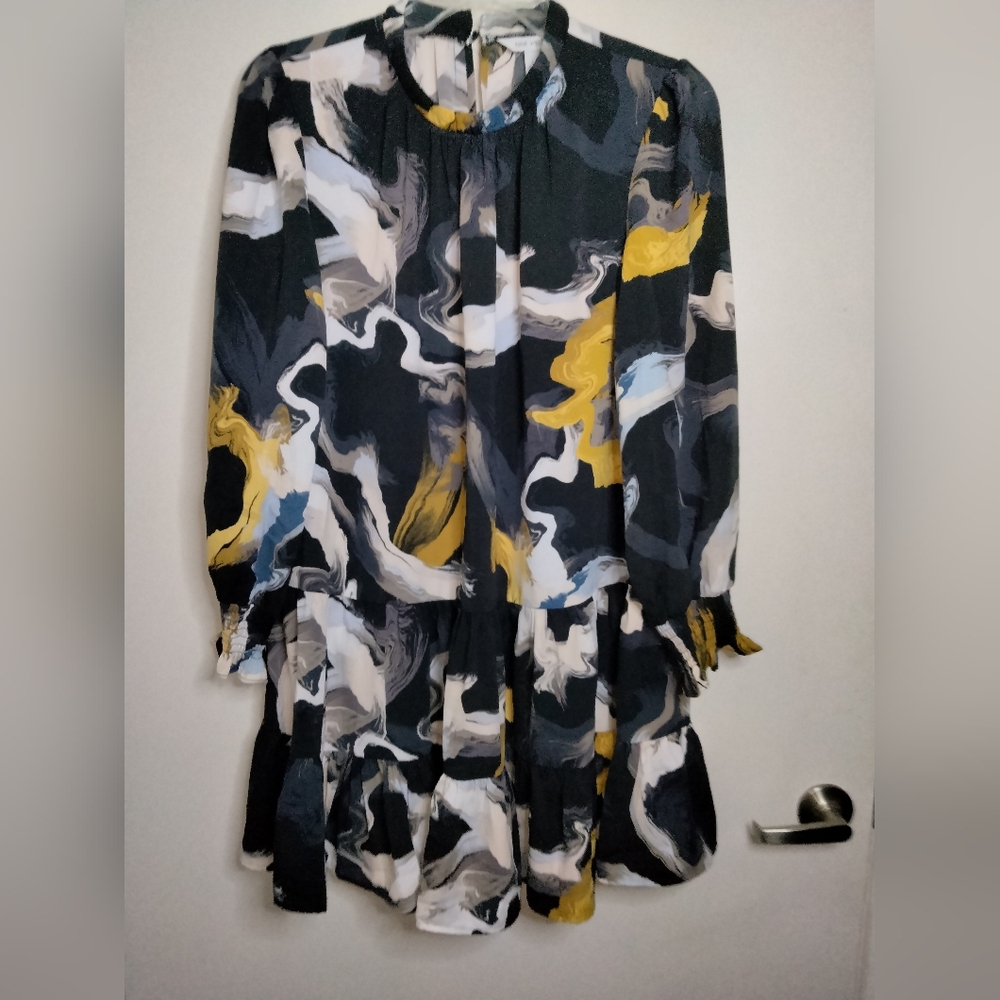 Nine West (Size L) Water Multicolored Abstract Pattern Ruffle Hem LS Shift Dress